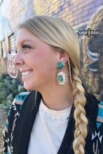 Load image into Gallery viewer, Twitty Concho Earrings